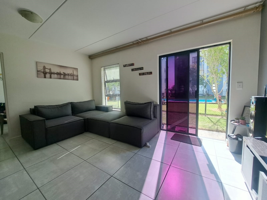 2 Bedroom Property for Sale in Devon Park Western Cape
